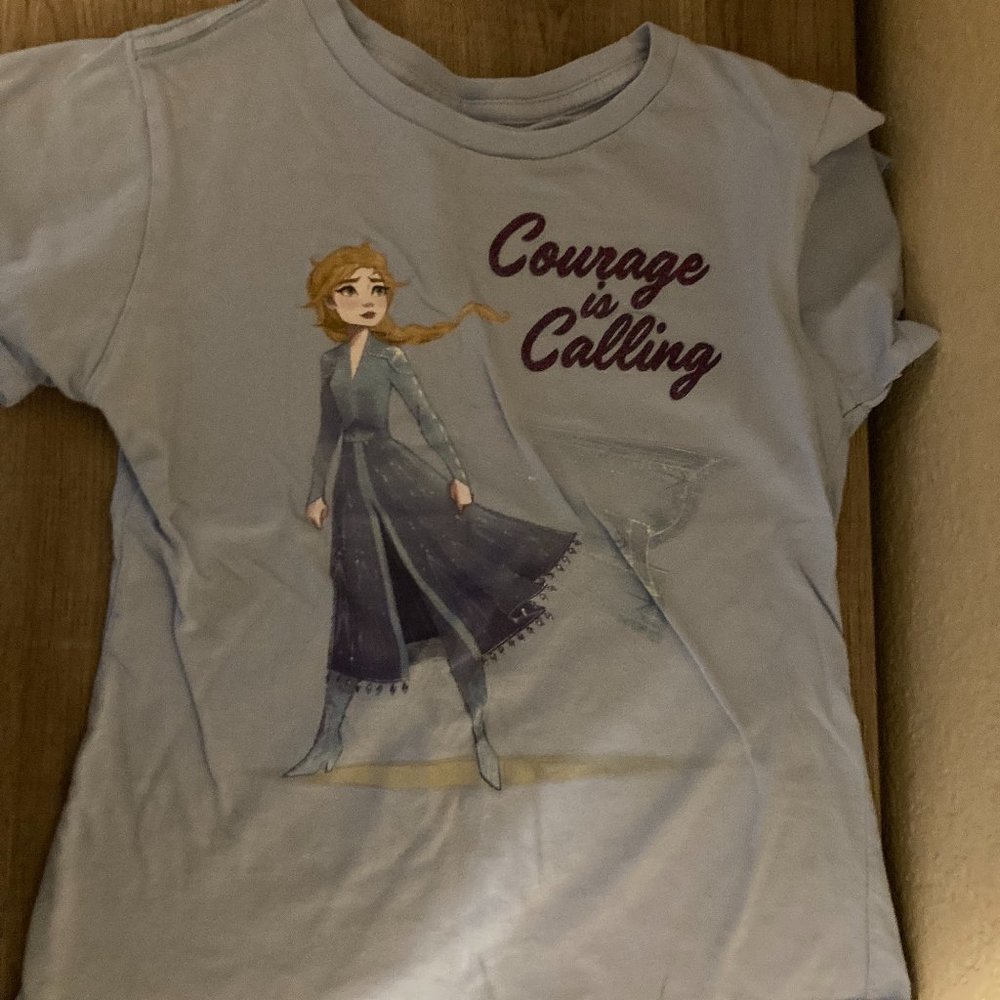 Disney Frozen II Anna Courage Short Sleeve Top Medium 10/12 Light Blue T Shirt